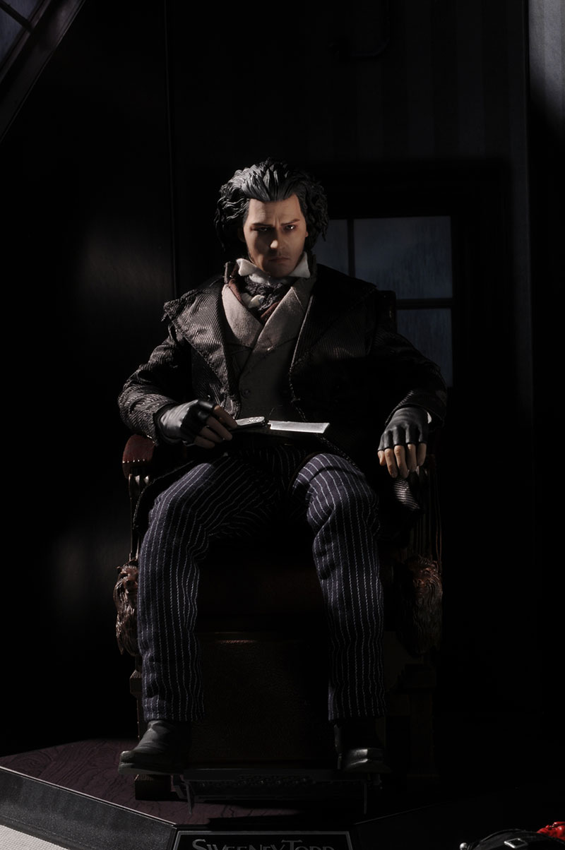 Hot Toys Sweeney Todd action figure