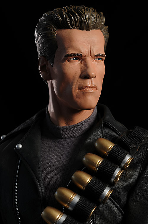 Terminator 2 T-800 Premium Format Statue by Sideshow