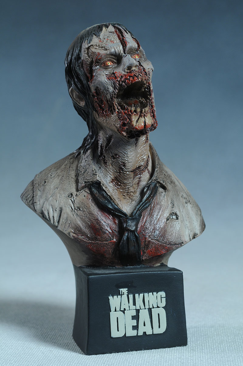 Walking Dead Deer Eating Walker bust by NECA