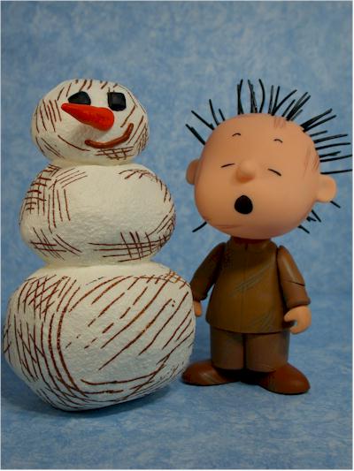Charlie Brown Christmas Pig Pen action figure