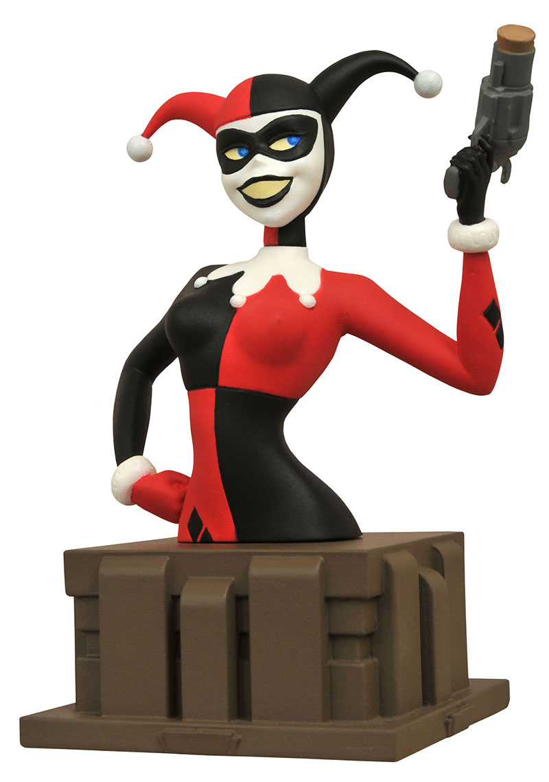 Harley Quinn bust by DST