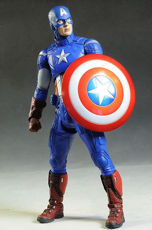 Avengers Captain Marvel 1/4 scale figure by NECA