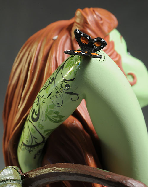 Poison Ivy DC Bombshells statue by DC Collectibles