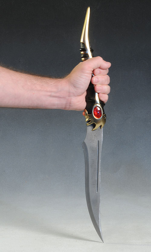 Catspaw Blade Game of Thrones prop replica by Valyrian Steel