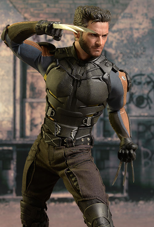 X-men DOFP Wolverine sixth scale action figure by Hot Toys