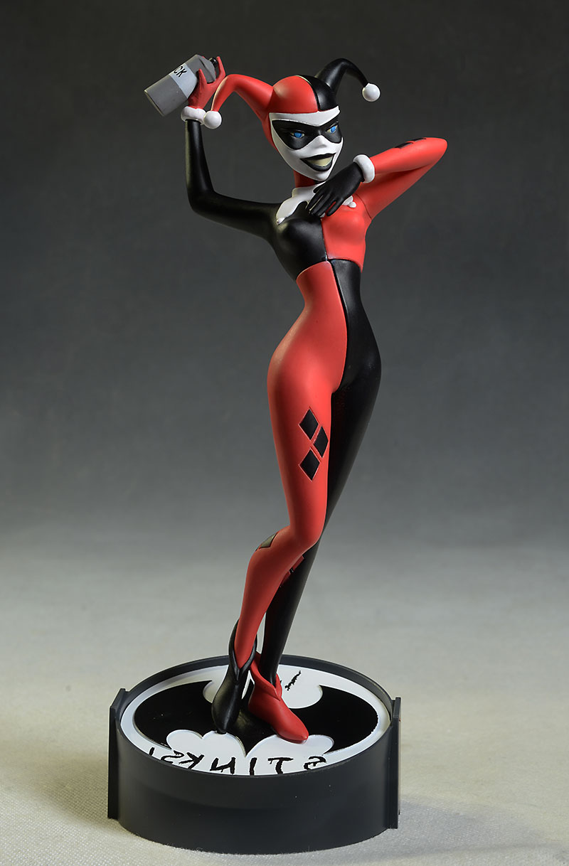 Femme Fatales Harley statue by Diamond Select Toys