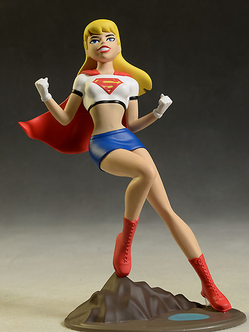 Review and photos of Femme Fatales Supergirl statue by Diamond Select Toys