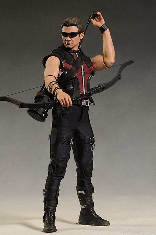 Avengers Hawkeye 1/6th action figure by Hot Toys