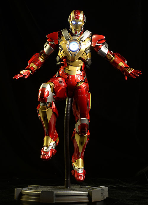 Iron Man Heartbreaker 1/6th action figure from Hot Toys