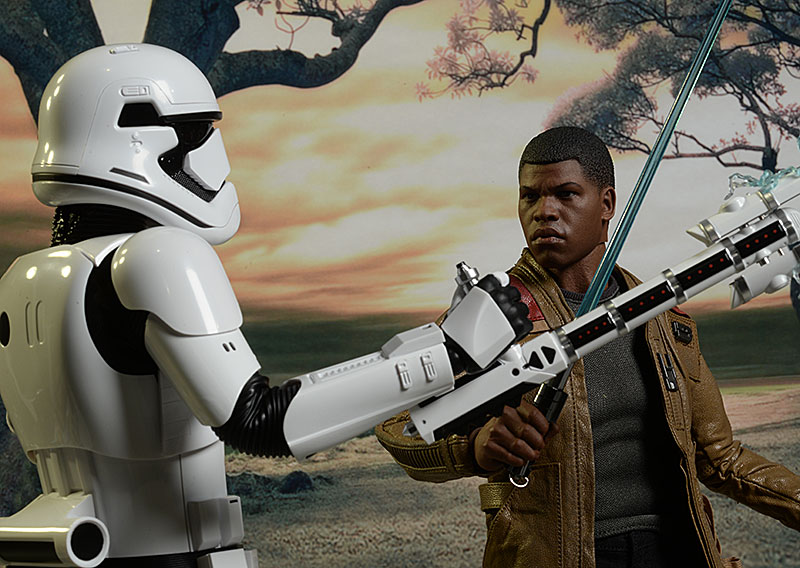 Star Wars Finn, Riot Control Stormtrooper 1/6th action figures by Hot Toys