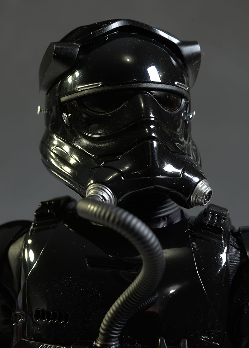 Review And Photos Of Hot Toys First Order TIE Pilot Force Awakens 