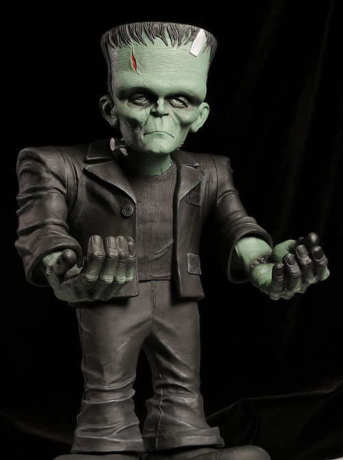 Frankenstein Monster Scale action figure by Mezco
