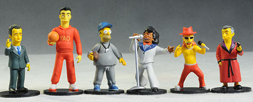 Celebrity Simpsons mini-figures by NECACelebrity Simpsons mini-figures by NECA