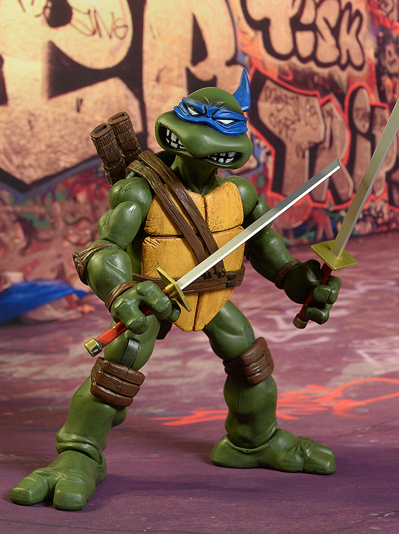 Leonardo Teenate Mutant Ninja Turtles sixth scale figure by Mondo