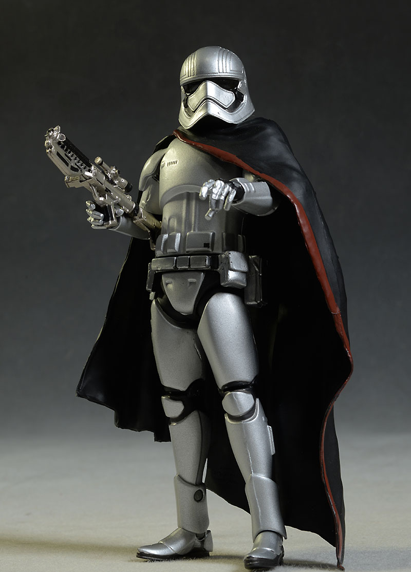 Review and photos of Star Wars Captain Phasma action figure comparison