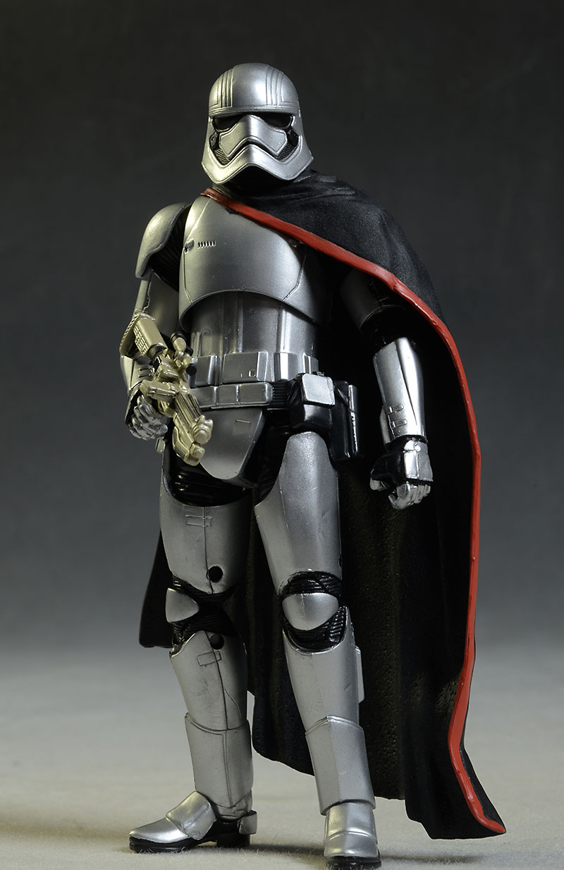 Review and photos of Star Wars Captain Phasma action figure comparison