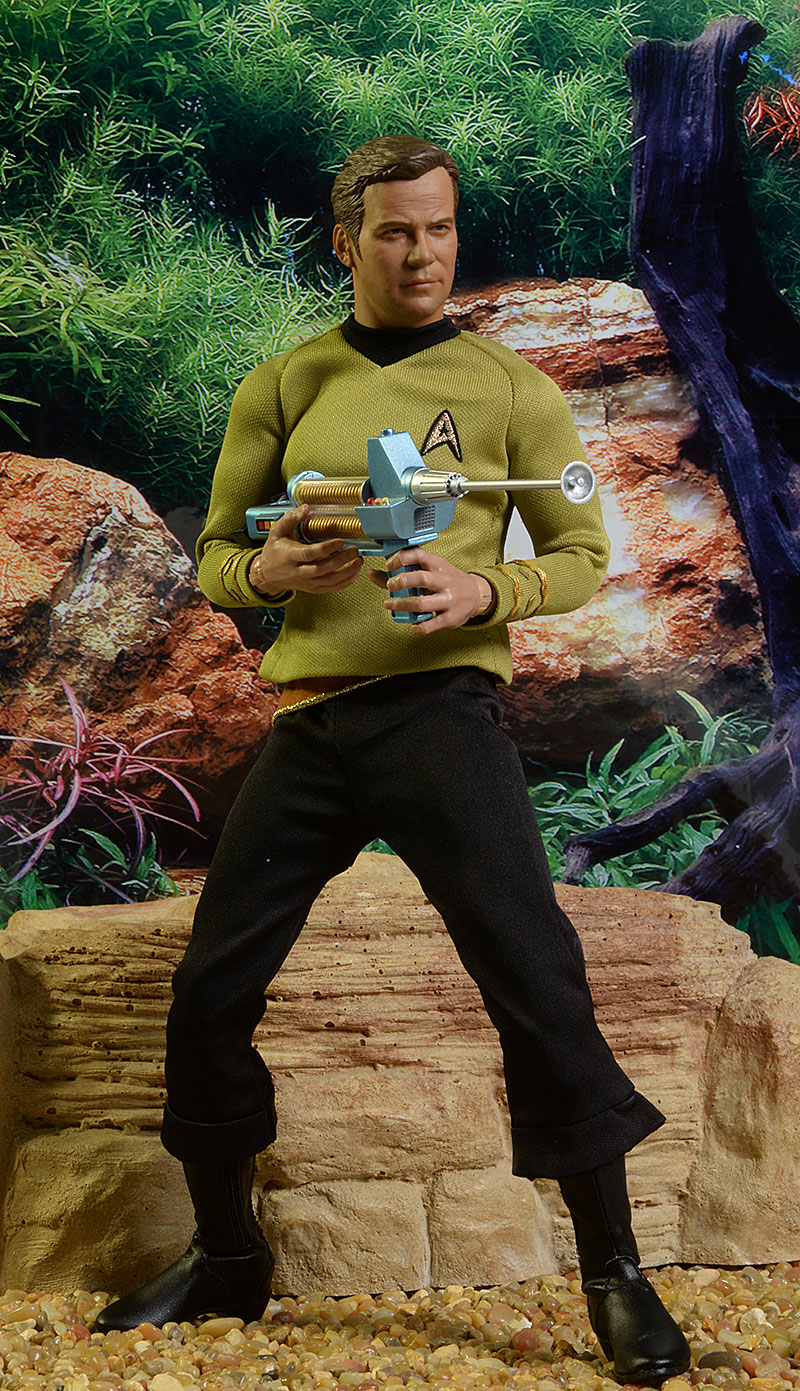 Star Trek Captain Kirk sixth scale action figure by Qmx