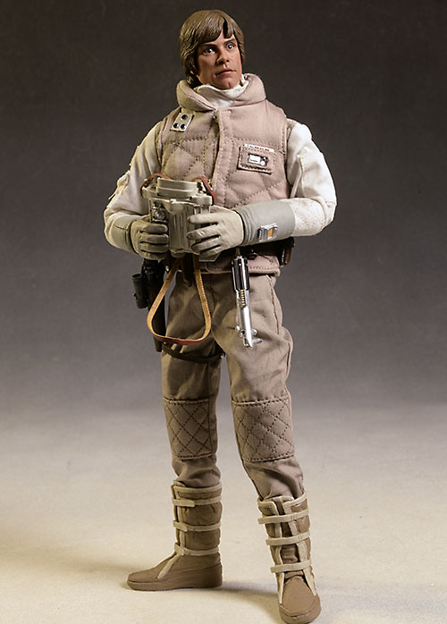 Hoth Luke Skywalker action figure from Sideshow