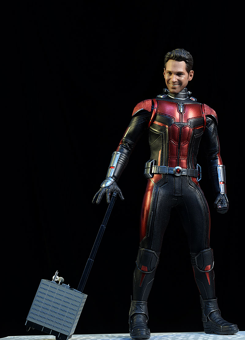 Ant-Man and the Wasp Ant-Man sixth scale action figure by Hot Toys