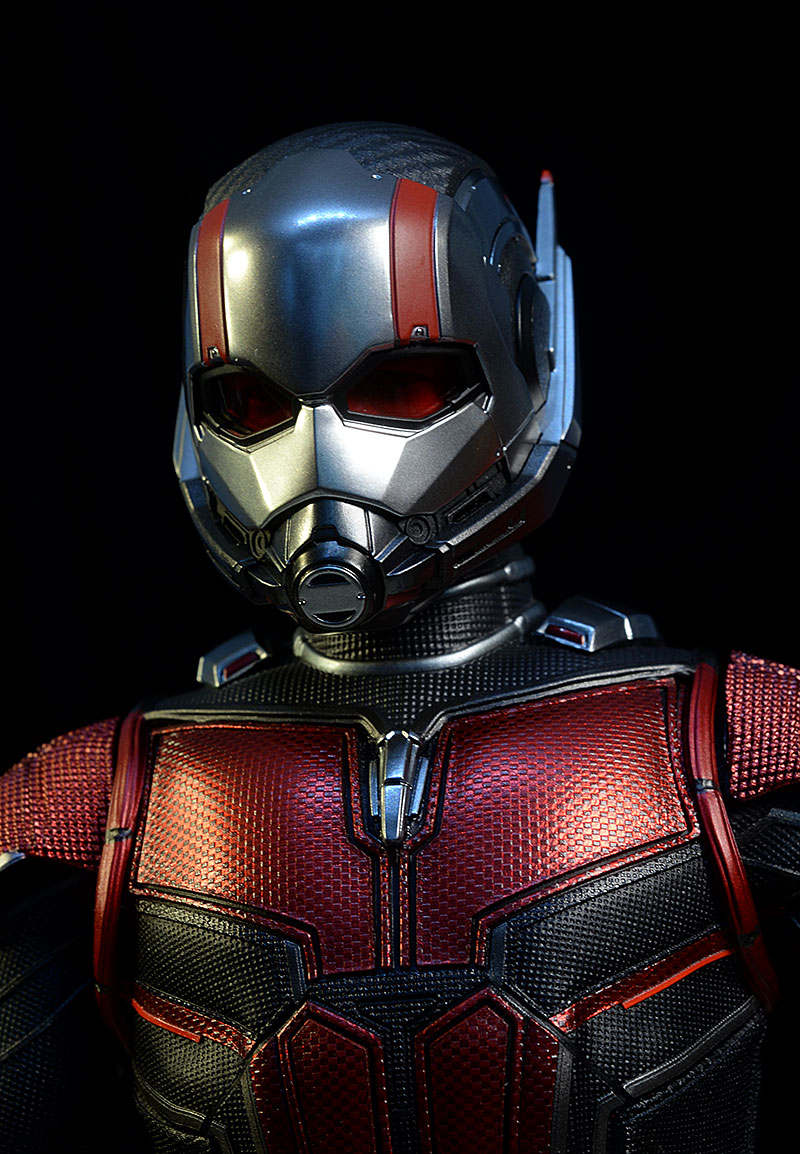 Ant-Man and the Wasp Ant-Man sixth scale action figure by Hot Toys