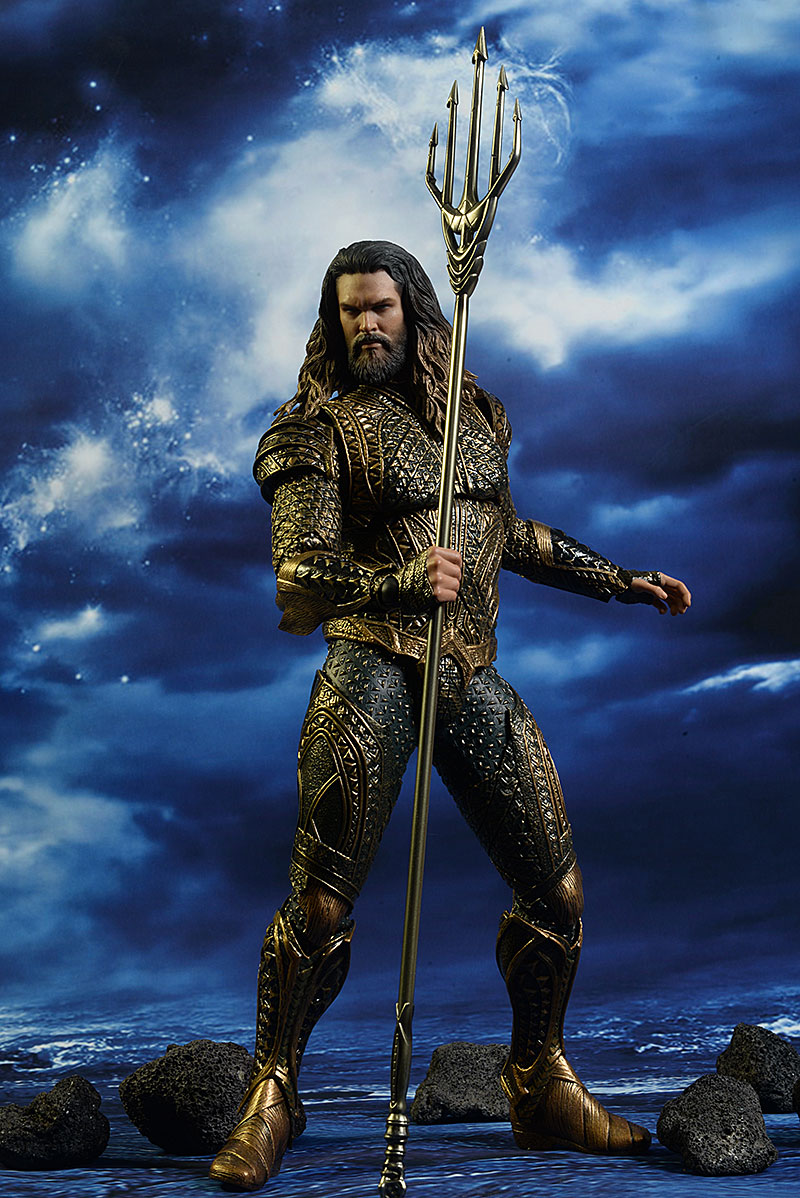Aquaman Justice League sixth scale action figure by Hot Toys