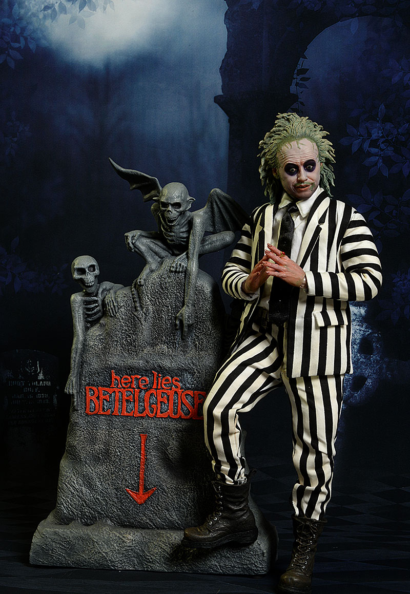 Beetlejuice Tombstone 1/6th scale action figure diorama by Sideshow Collectibles