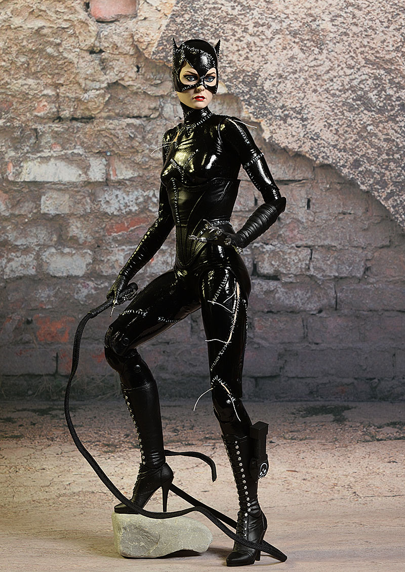 Catwoman Batman Returns 1/4 scale action figure by NECA