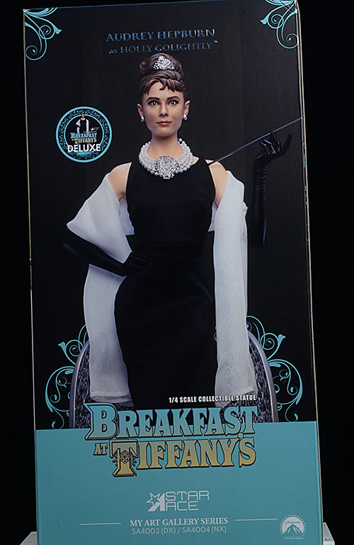 Holly Golightly Breakfast at Tiffany's statue by Star Ace