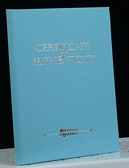 Holly Golightly Breakfast at Tiffany's statue by Star Ace