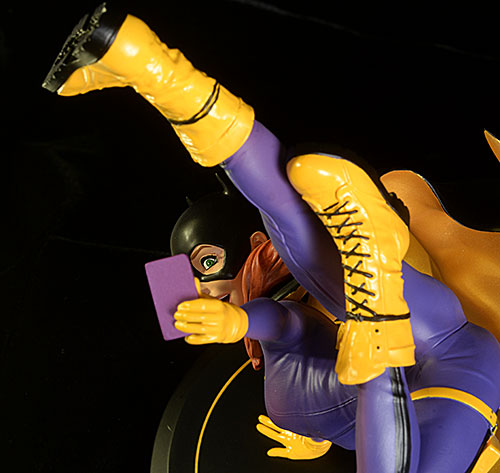 Batgirl Joelle Jones Cover Girls statue by DC Collectibles