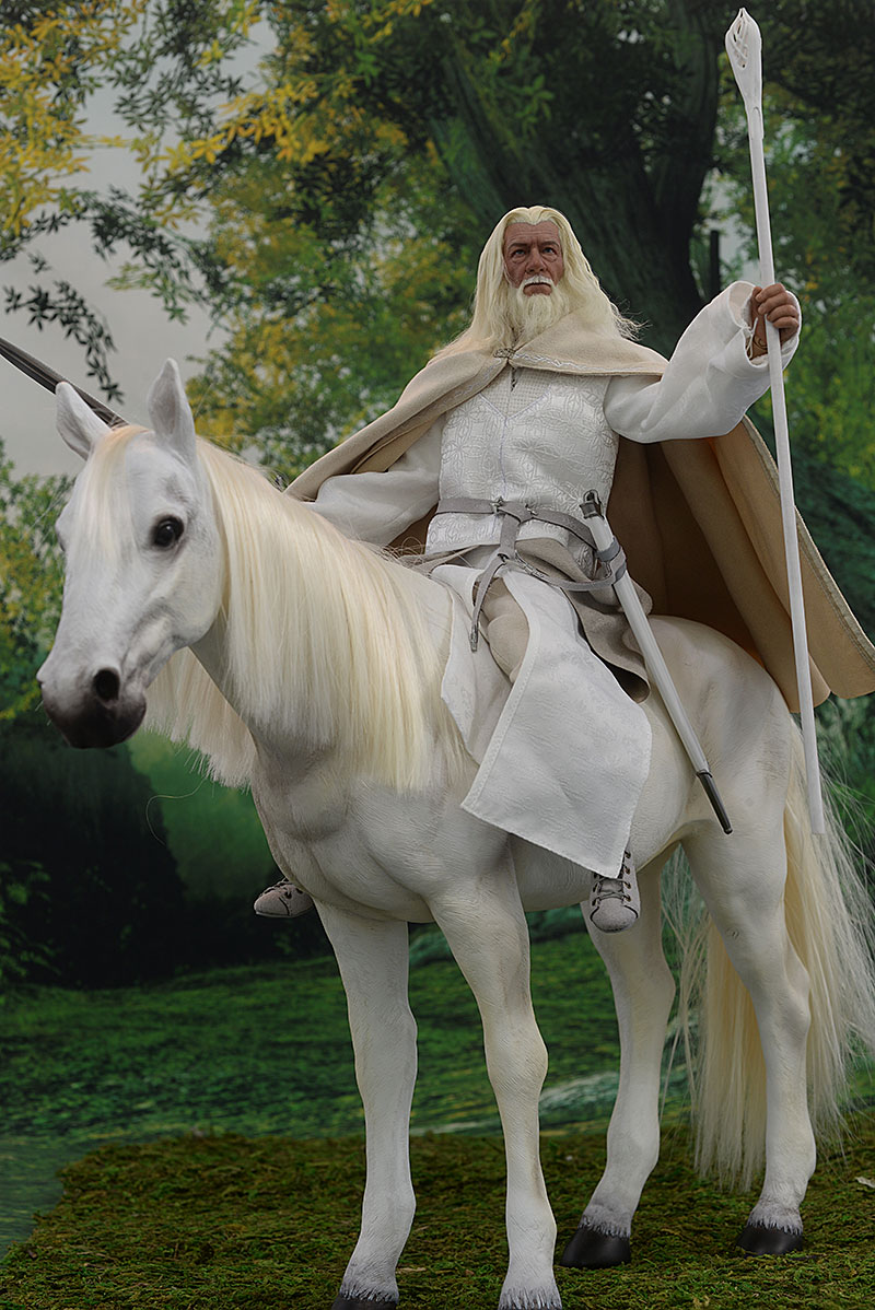 Gandalf Lord of the Rings Crown Series sixth scale action figure by Amus