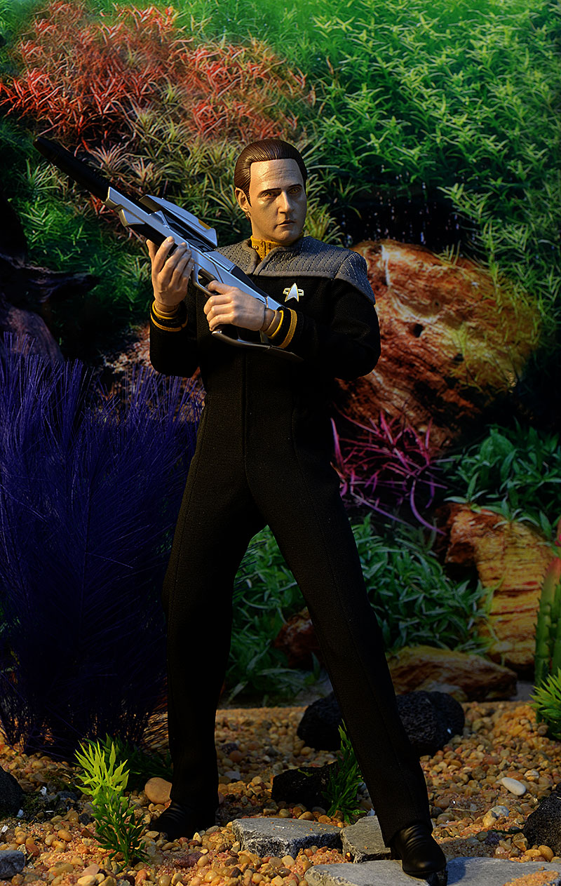 Star Trek First Contact Data sixth scale action figure by EXO-6