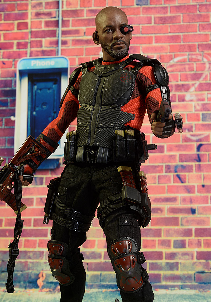 Suicide Squad Deadshot sixth scale action figure by Hot Toys
