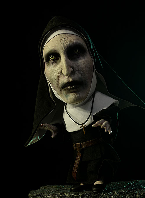 Nun Valak Deluxe Conjuring Defo-Real Vinyl Action Figure by Star Ace
