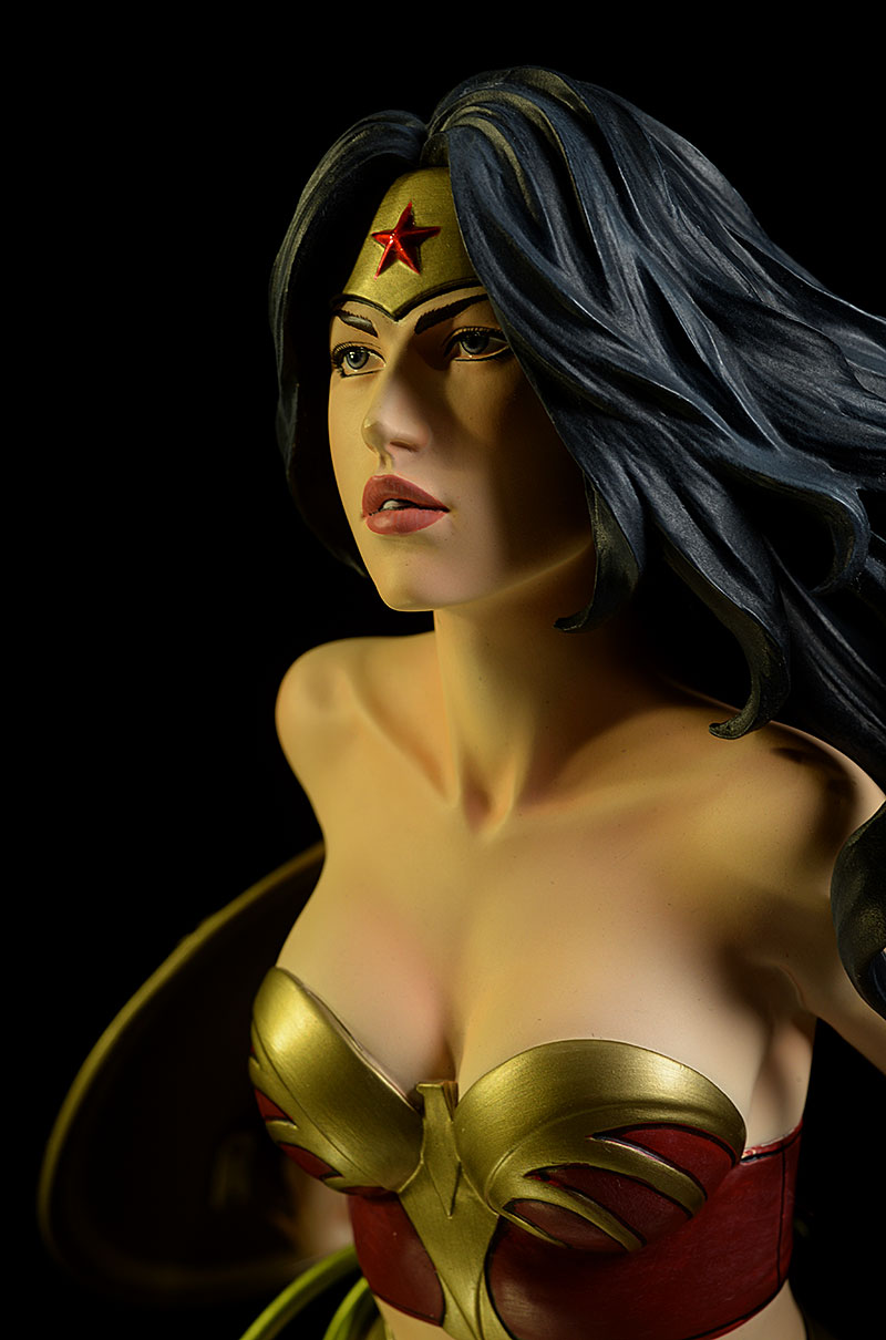 Wonder Woman Fantasy Figure Gallery exclusive statue by Yamato