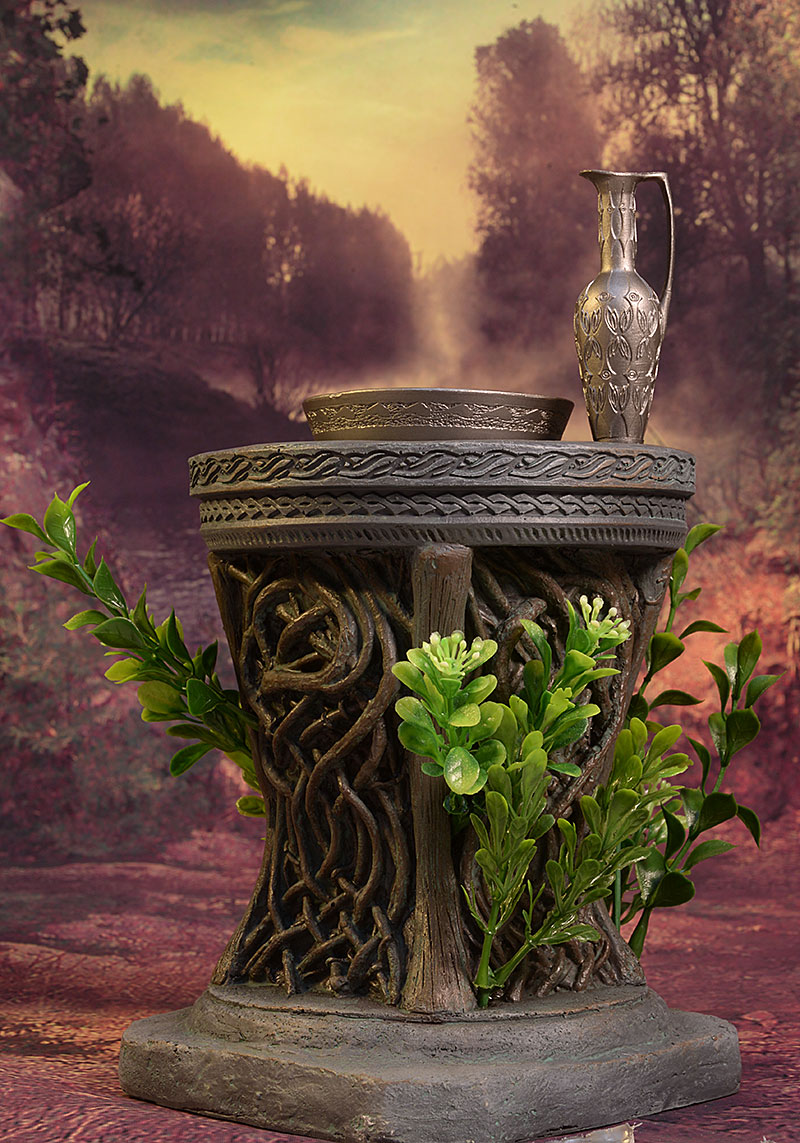 Galadriel Lord of the Rings sixth scale action figure by Asmus