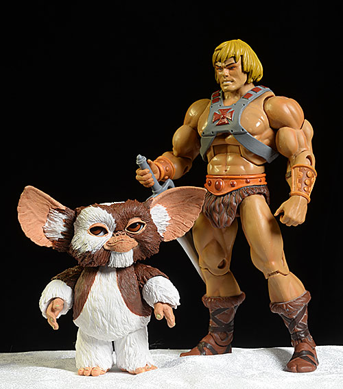 Review and photos of Ultimate Gizmo Gremlins action figure by NECA