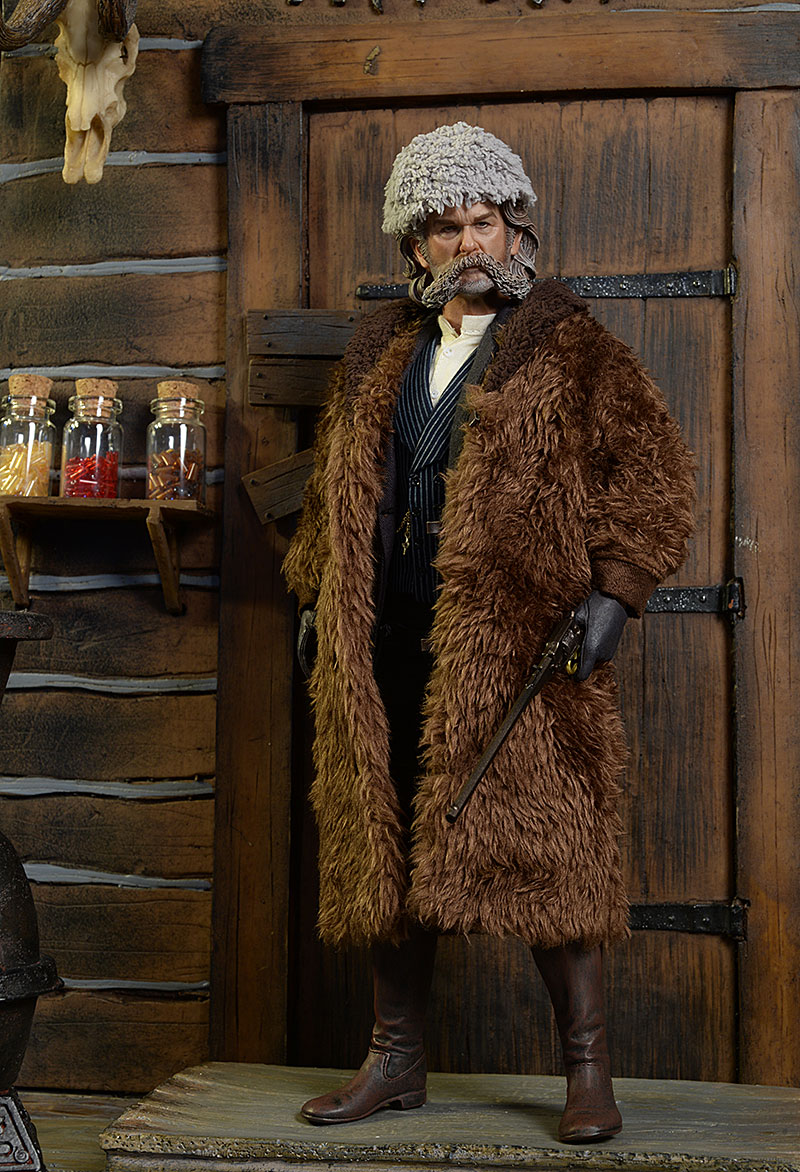 Hateful Eight Door of the Haberdashery sixth scale diorama by Asmus