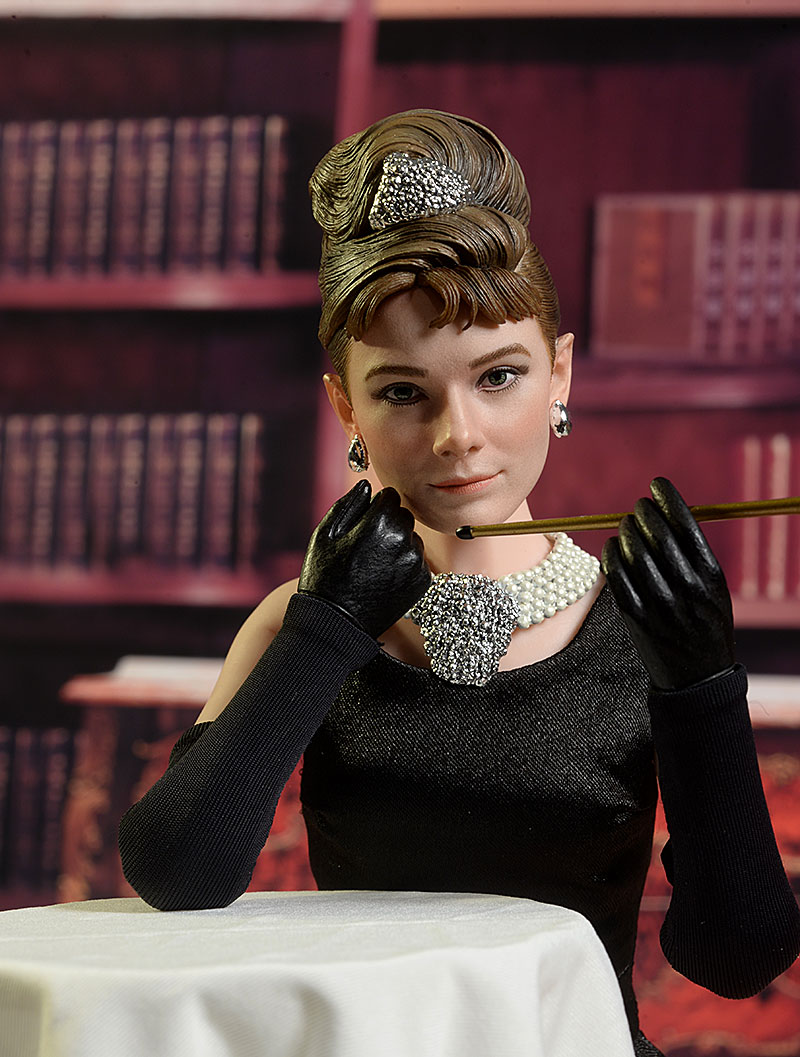Review and photos of Audrey Hepburn Breakfast at Tiffany's s
