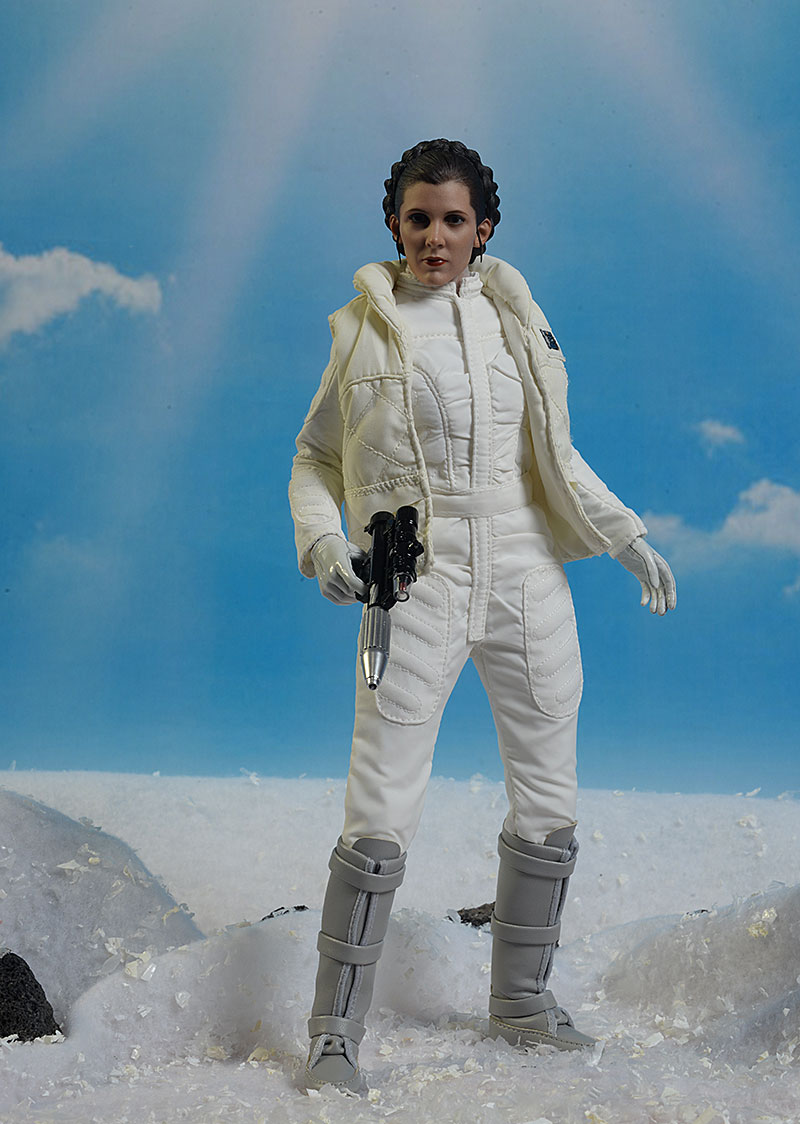 Star Wars ESB Hoth Princess Leia Sixth Scale Action Figure by Hot Toys