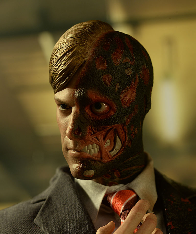 Review of Two-Face - Dark Knight Sixth Scale Action Figure.