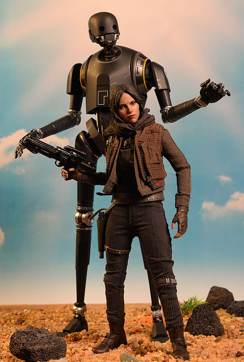 Jyn Erso Star Wars deluxe sixth scale action figure by Hot Toys