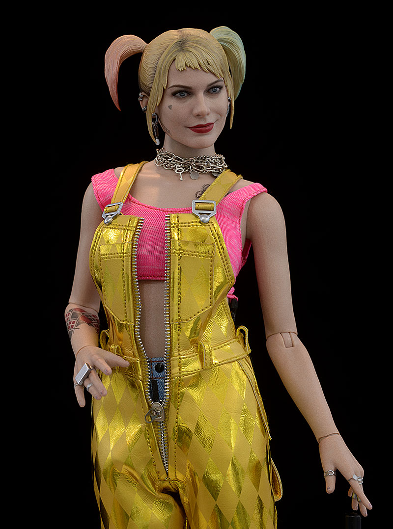 Harley Quinn Birds of Prey sixth scale action figure by Hot Toys