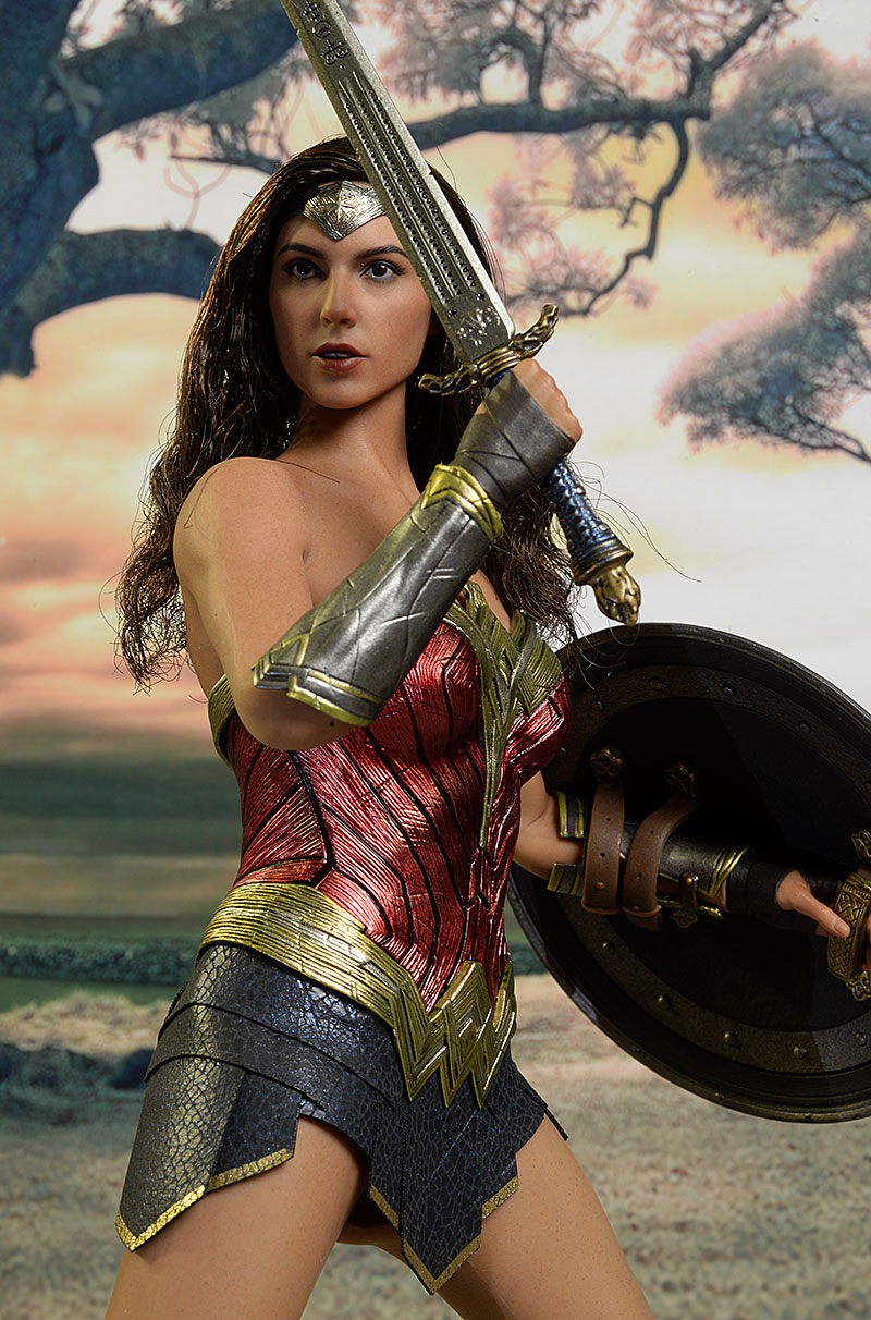Wonder Woman Batman V Superman sixth scale action figure by Hot Toys