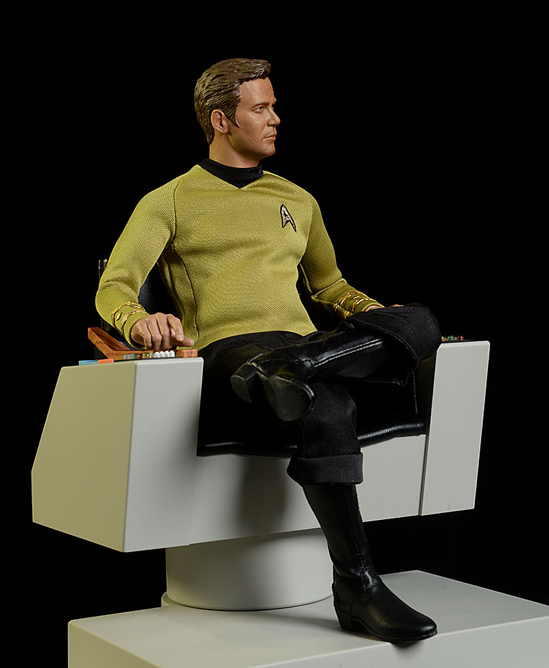 Captain Kirk's Chair Star Trek 1/6th diorama by Quantum Mechanix