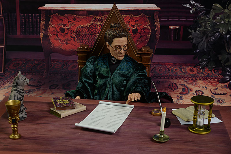 Minerva Mcgonagall deluxe Harry Potter sixth scale action figure by Star Ace