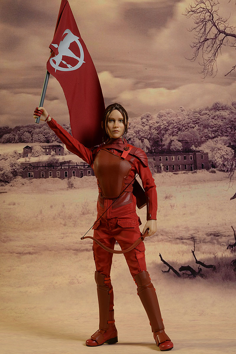 Katniss Everdeen Hunger Games Mockingjay sixth scale action figure from Star Ace