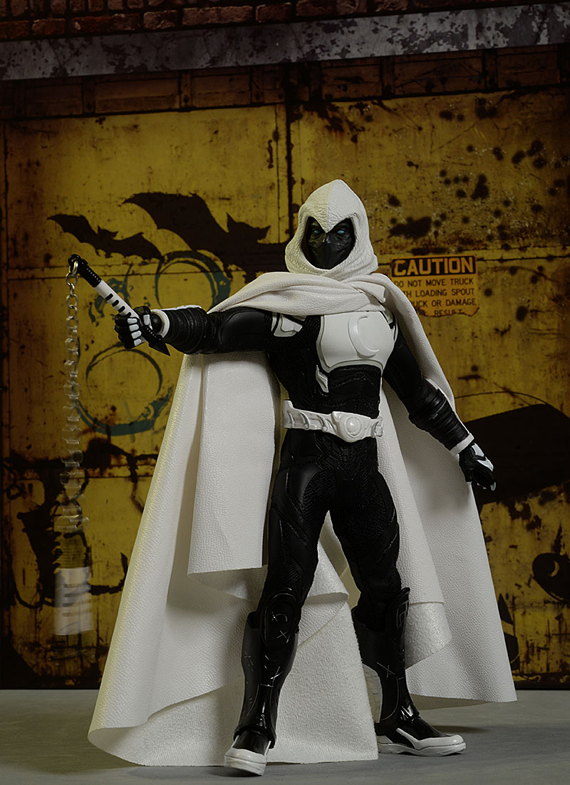 Moon Knight Crescent Edition One:12 Collective action figure by Mezco