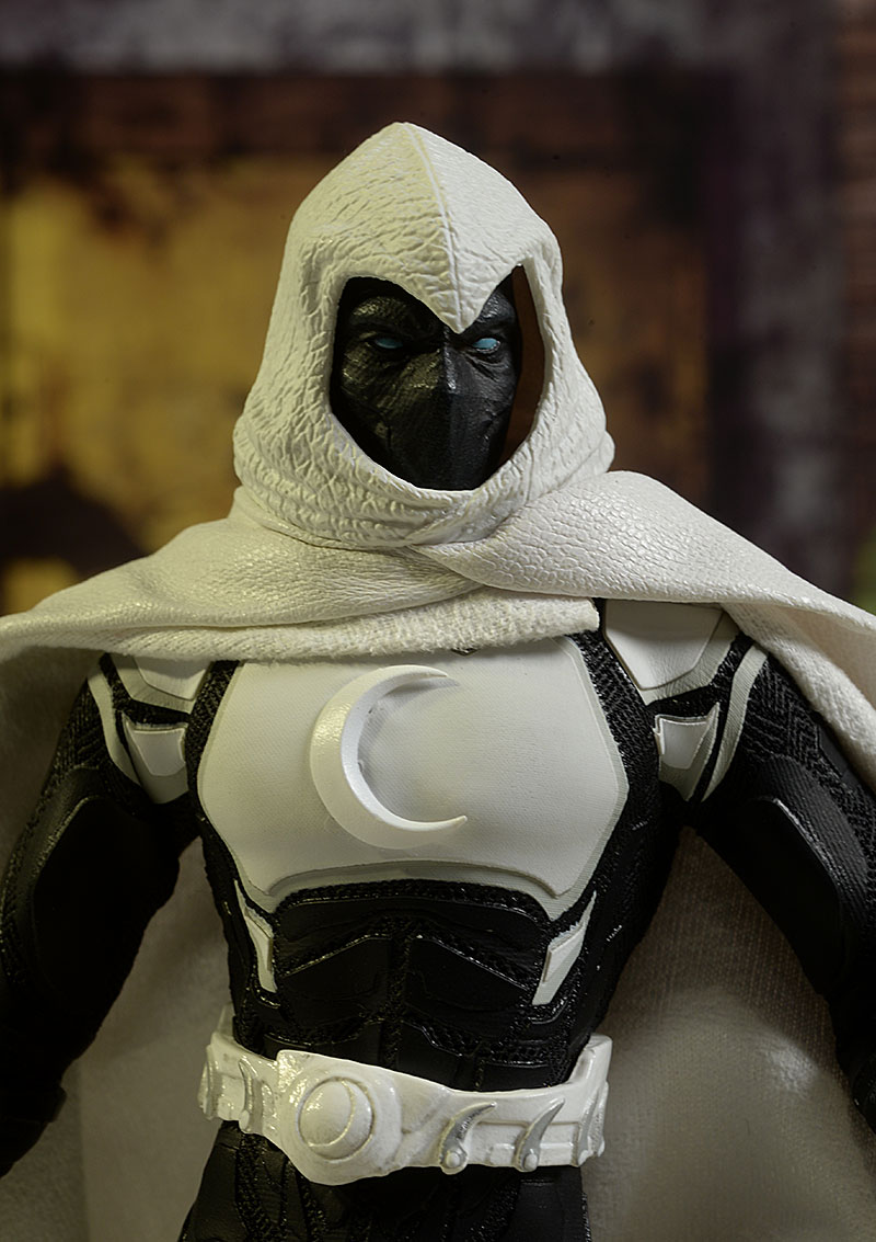 Moon Knight Crescent Edition One:12 Collective action figure by Mezco