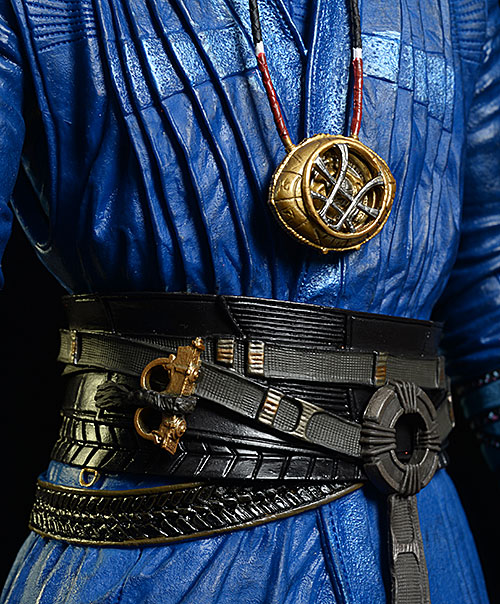 Doctor Strange 1/4 scale action figure by NECA